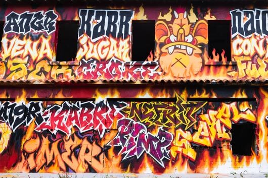 EL “GRAFFITI MODERNO” DE FUEGO, ENTREVISTA