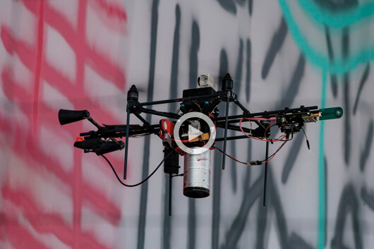 1UP, KATSU Y TSURU ROBOTICS DEMUESTRAN EL IMPACTO DE LOS DRONES EN EL GRAFFITI